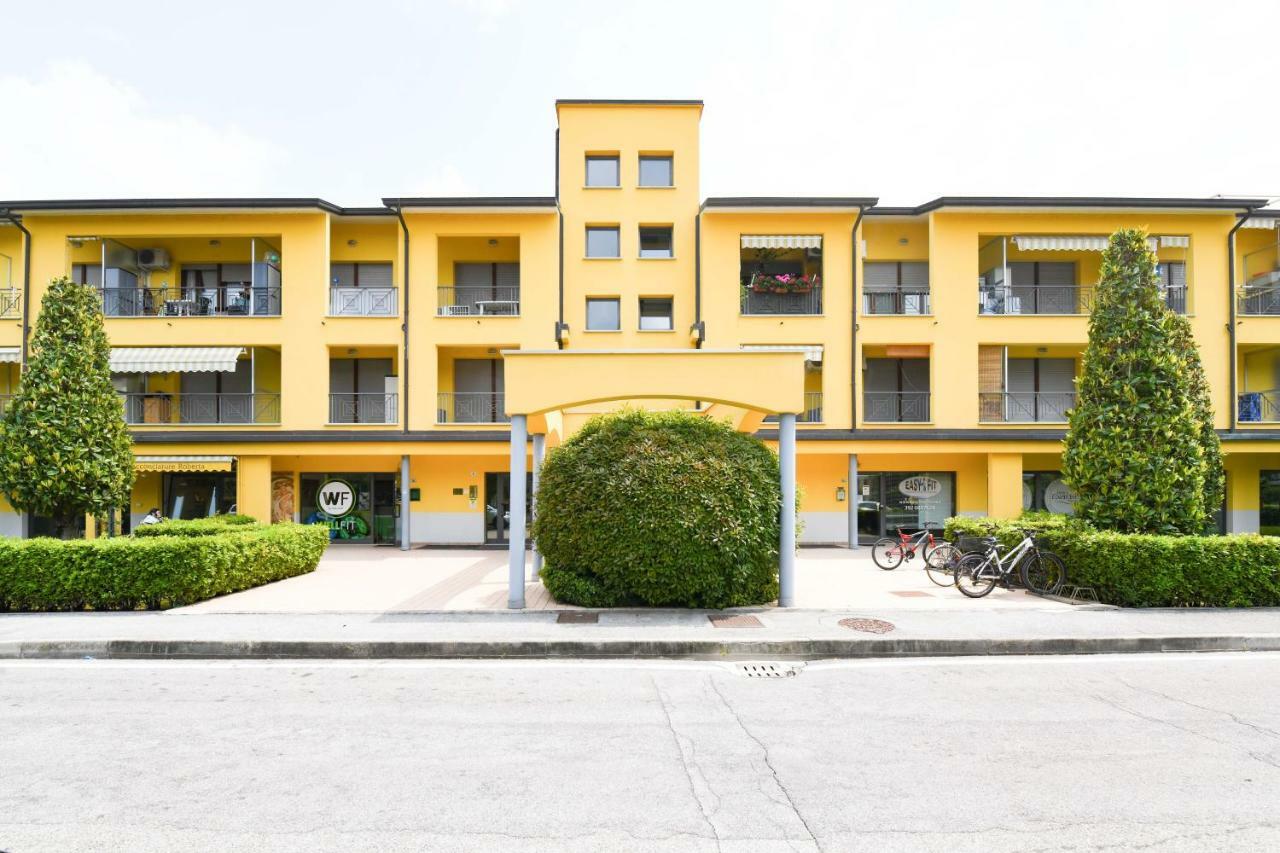 Sarno Apartments Caravaggio Sirmione Exteriér fotografie